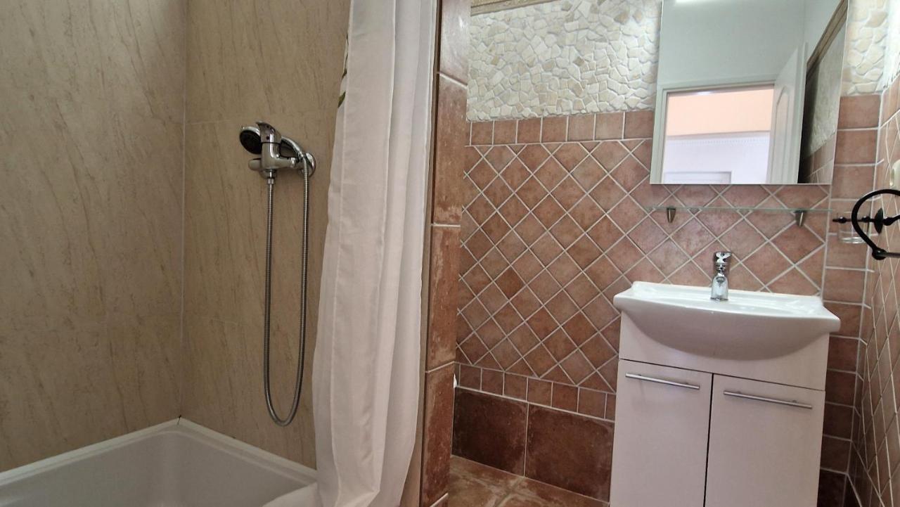 Apartment Damijan Кърк Екстериор снимка