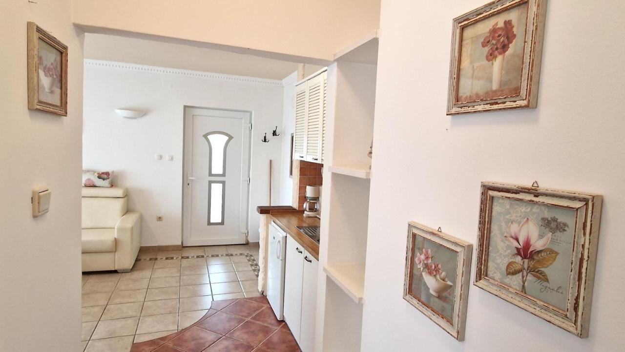 Apartment Damijan Кърк Екстериор снимка