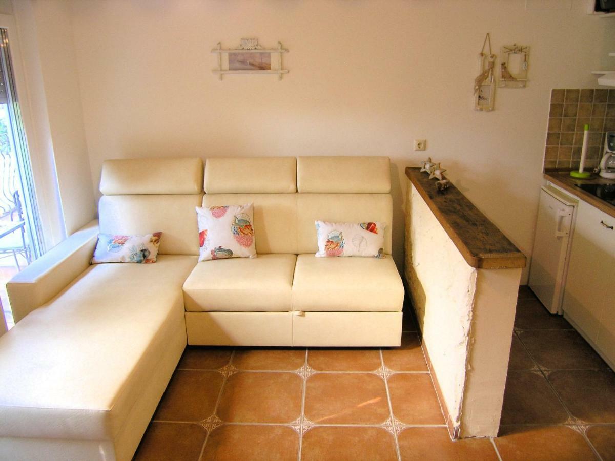 Apartment Damijan Кърк Екстериор снимка